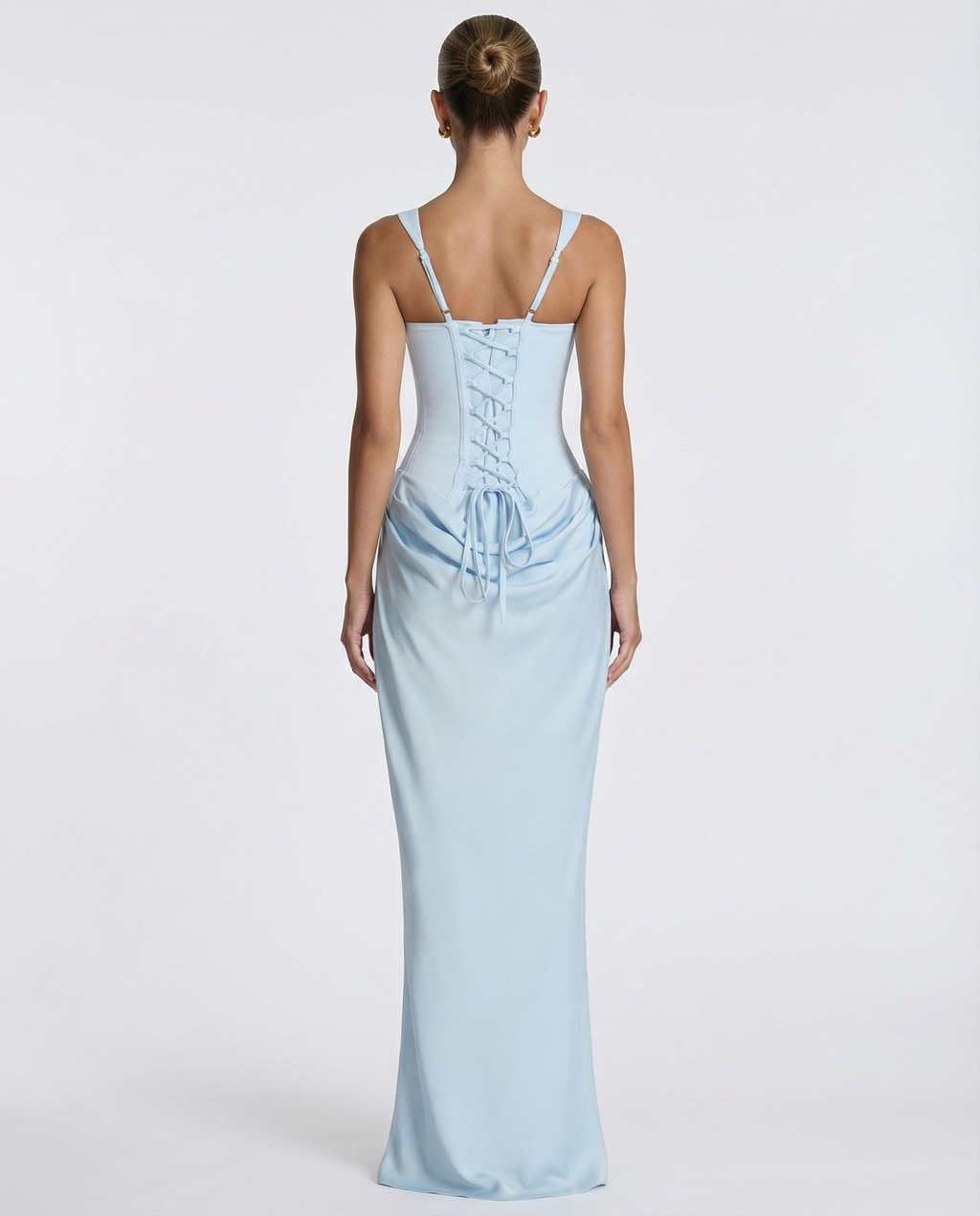AMARA | Maxi Hourglass — The Silhouette that Stops You in Your Tracks