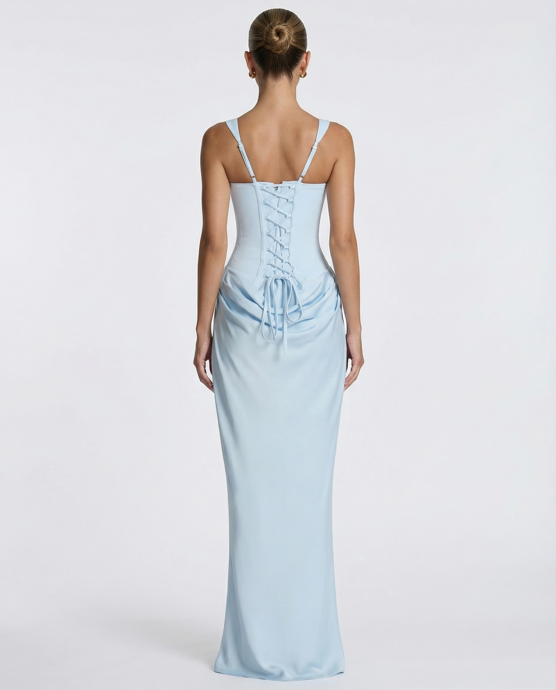 AMARA | Maxi Hourglass — The Silhouette that Stops You in Your Tracks